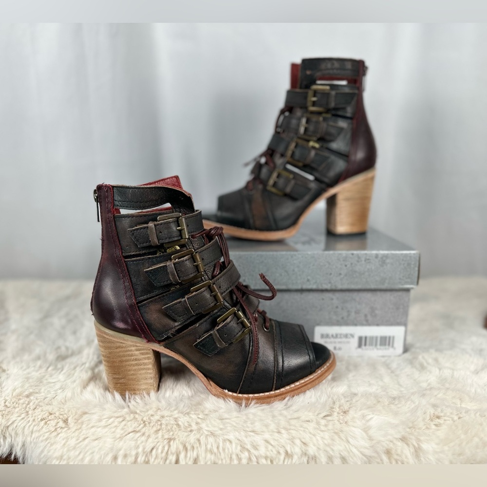 Freebird Braeden | Black Multi | Size 8